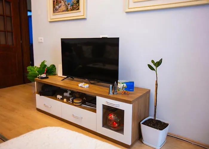 Center - Zogu I Boulevard * Tirana