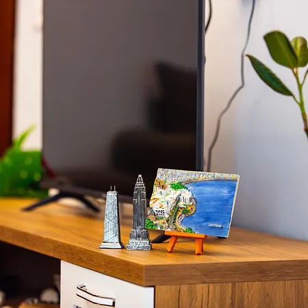 Center - Zogu I Boulevard Apartman *