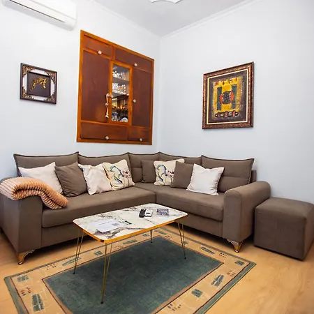 Center - Zogu I Boulevard *