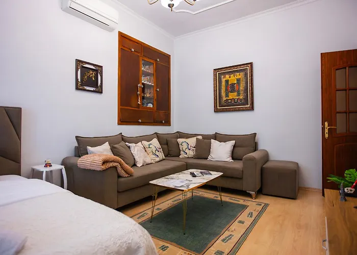 Center - Zogu I Boulevard Apartman