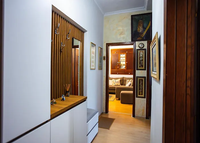 Center - Zogu I Boulevard * Tirana