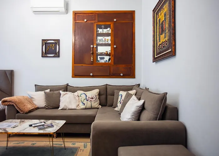 Center - Zogu I Boulevard * Tirana