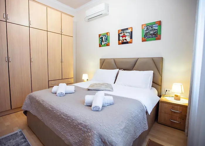 Center - Zogu I Boulevard